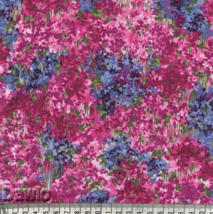 Flores rosadas y moradas sobre crema "Hanover Square" patchwork tela decorativa €15/m - Imagen 1 de 1