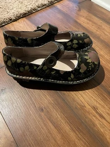 Alegria Paloma Lotus 504 Black Floral Mary Jane Size 38 Whimsigoth Romantic - Picture 1 of 12