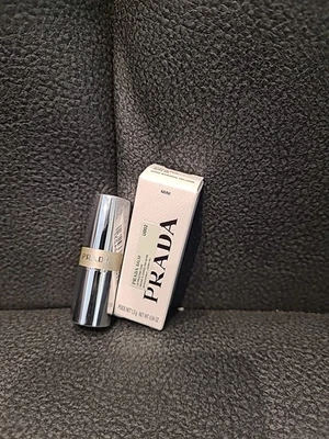 Prada Banana Balm & Lippenbalsam U002 ...... 1,3g  mini  NEU&OVP - Bild 1 von 4