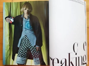 Revista Cha Junhwan/Corte 18P-No completa/VOGUE Corea/Abril de 2022 Seguimiento - Imagen 1 de 9