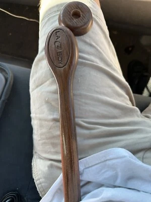 Lazy Boy mango de repuesto, usado pero aún perfecto para reemplazo en ur silla Foto 1 de 2