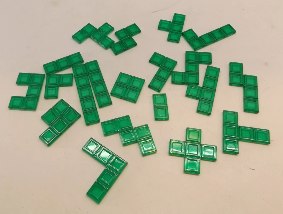 2008 Blokus Board Game Replacement 20 (not 21) Green Tile Pieces Only - Image 1 of 1