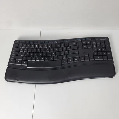 Microsoft Sculpt Comfort Keyboard Wireless Black KGR1173 Model 1531 No Receiver - Image 1 of 4