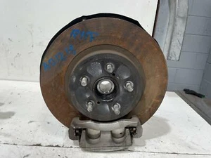 Subaru XV Right Front Hub Assembly G5X 05/2017-Current - Picture 1 of 4