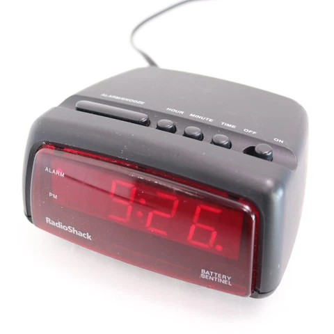 Vintage Radio Shack Digital Alarm Clock (63-971) Battery Back-Up Compact Working Cover