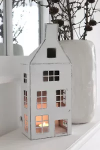 Laterne MAISON weiß shabby chic Metallhaus beleuchtet H33cm Dekohaus Kerzenhaus - Bild 1 von 7