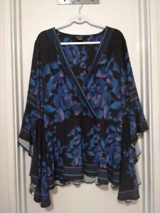 City Chic Size XL Floral 3/4 Sleeved Blouse
