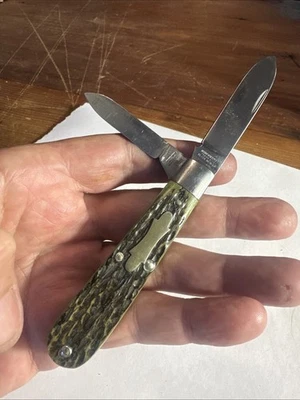 VINTAGE WINCHESTER 2-BLADE FOLDING POCKET KNIFE 2835 2635 Green Delrin - Image 1 of 4