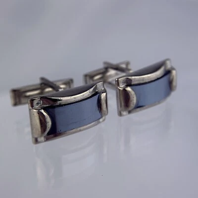 Gemelos modernos grises hematita tono plata rectangulares curvos simples vintage Foto 1 de 4