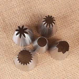 5X Large Size Icing Piping Nozzles Tips Pastry Cake Sugarcraft Decorating Set - Picture 1 of 9
