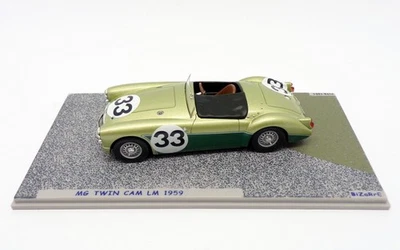Bizarre 1/43 Scale BZ342 - MG Twin Cam - #33 Le Mans 1959 - 2-Tone Green - Image 1 of 4