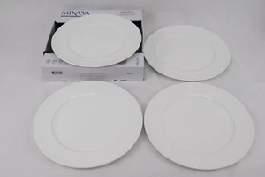 MIKASA Trellis 10.75 In Dinner Plates Bone China Set of 4 - Bild 1 von 8