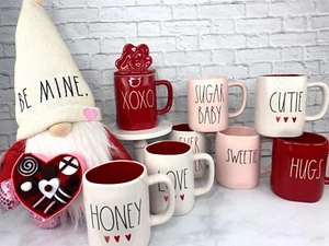 "TÚ ELIGES" Nueva Rae Dunn Colección Tazas de San Valentín Love XOXO Heart Candy - Imagen 1 de 93