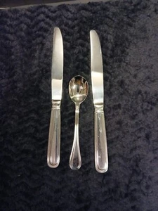 GRANDE by Cambridge Stainless Flatware 2 Dinner KNIVES 1 SUGAR SPOON 9.75" 6" - Picture 1 of 4