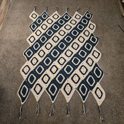 Manta afgana hecha a mano ganchillo tejido acrílico flecos 60x80 limpia libre de humo Foto 1 de 4