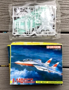DRAGON 1/144 U.S.A.F. F-14D SUPER TOMCAT JET FIGHTER MODEL KIT # 4501 OPEN BOX - Picture 1 of 22