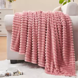 BEDELITE Fleece Throw Blanket for Couch – 3D Ribbed Jacquard Soft and Warm Decor - Picture 1 of 9