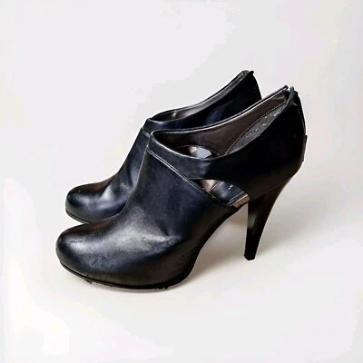 Botas al tobillo Worthington para mujer elegantes de cuero negro con abertura lateral talla 11 m   Foto 1 de 4