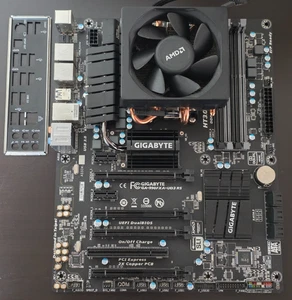 Gigabyte GA-990FXA-UD3 R5 Socket AM3+ AMD 990FX ATX Motherboard w/ FX-8350 CPU - Picture 1 of 12