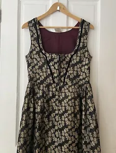 Vestido largo vintage Eger Dirndl brocado negro y dorado talla 10 Oktoberfest - Imagen 1 de 10