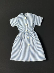 Sindy Emergency Ward vestito infermiera 1965 blu righe bianche 12S12 fit bambola 12" - Foto 1 di 3