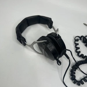 Beyerdynamic DT220 HiFi Stereo / Recording Studio Headphones Untested #N - Picture 1 of 12