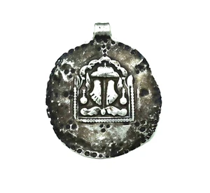 Antique ethnic silver pendant amulet with footprints, North India, 1930 approx - Picture 1 of 4