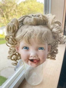 14" Tallina's Doll Wig CHARMAINE Shelly Roma Dk Blonde Bouncy Med Curly W/ Bangs - Picture 1 of 5