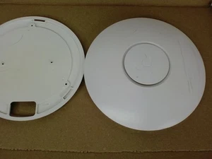 Ubiquiti UniFi AP LR Wireless Access Point UAP-LR Long Range WiFi PoE Mount - Picture 1 of 6