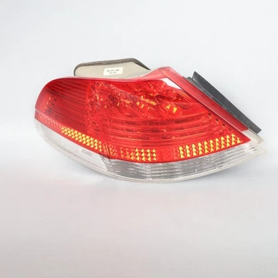 Lanterna traseira esquerda BMW 750i 760i 2006-2008 63216938515 OEM usada - Imagem 1 de 4