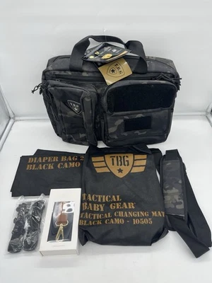 Nuevo con etiquetas Tactical Baby Gear T.B.G Bolsa de pañales camuflada con cambiador y extras Foto 1 de 4