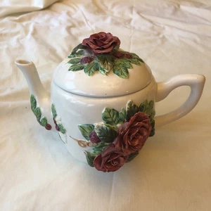 Vintage Harry and David Limited Edition Teapot 30483 Raised Roses & Leaves E14 - Picture 1 of 9