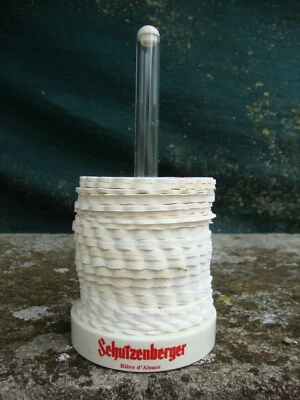 bière SCHUTZENBERGER ALSACE support avec plus de 500 collerettes .... - Photo 1/4