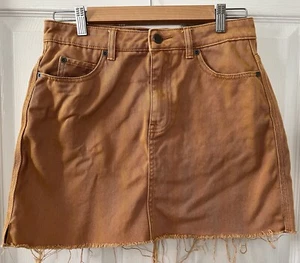 "Minifalda de mezclilla con dobladillo crudo marrón 29"" cintura hippie RVCA Rowdy para mujer" - Imagen 1 de 15