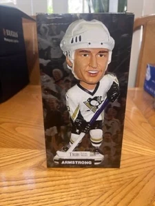 ¡PINGÜINOS DE PITTSBURGH GRANDES COLBY ARMSTRONG BOBBLEHEAD DEL 3/8/07 SGA!!¡! - Imagen 1 de 10