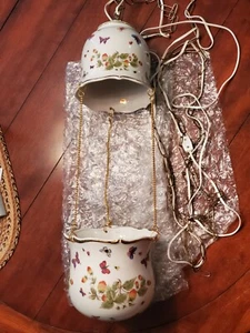 Spring Time By Royal Crown Stawberries Butterflies, Bugs Hanging Planter & Lamp - Picture 1 of 8