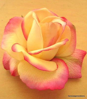 Clip de pelo 4" amarillo y rosa poli seda True Touch rosa flor, boda, graduación, novia Foto 1 de 3