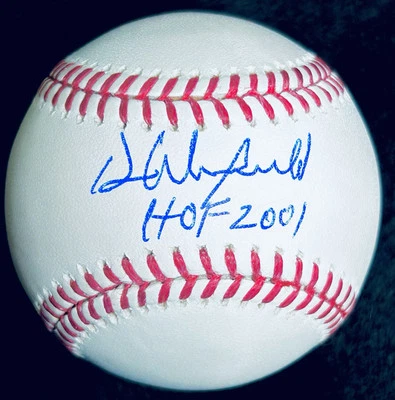 🔥 DAVE WINFIELD HOF 2001 SIGNED BALL JSA CERT VERY CLEAN BALL BOLD SIG NICE 🔥 - Image 1 of 3