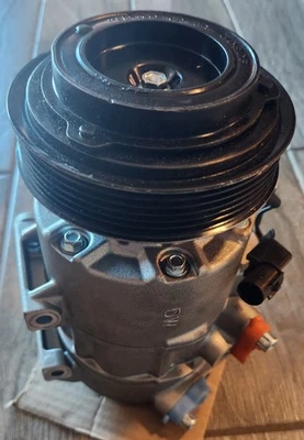 Компрессор переменного тока 2007-2012 Kia Rondo 2,4 л - Изображение 1 из 3