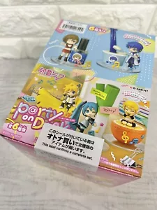 Re-ment Hatsune Miku Series DesQ P@rty on Desk Miniature Complete Box Pre - Picture 1 of 5