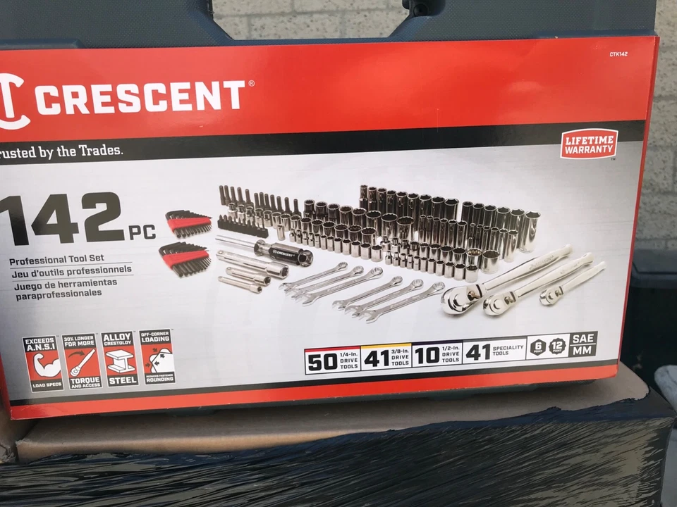 Crescent 1/4, 3/8 & 1/2 Drive Metric & SAE 6 and 12 Point Mechanic's Tool Set - Image 1 of 1