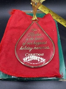 Hallmark Keepsake Ornament Mother is the Heart Of Our Happiest …1985 W/box - Picture 1 of 3