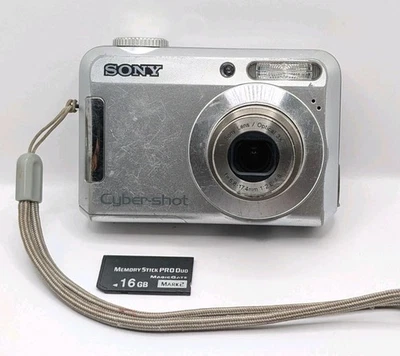 Sony Camera Cyber Shot DSC S650 7.2MP Optical Zoom Digital Tested Works - Image 1 of 4