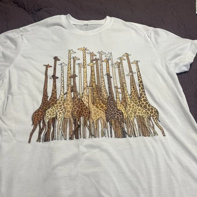 Giraffe Ladies T Shirt XL - Image 1 of 4
