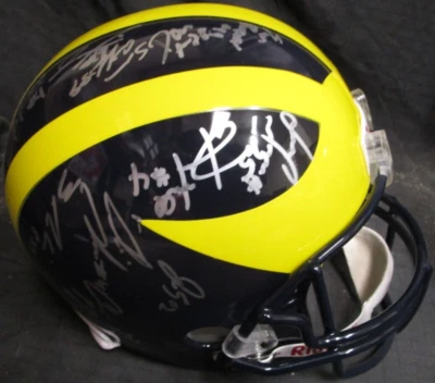 MICHIGAN WOLVERINES 2006 TEAM SIGNED FULL SIZE HELMET - Image 1 of 4