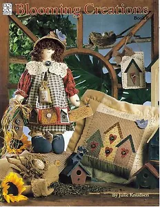 1996 Pattern Booklet Blooming Creations Book 8 Julie Knudsen Dolls Quilt #50 - Bild 1 von 2