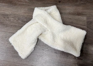 BANANA REPUBLIC SHERPA PULL-THROUGH SCARF Muffler Winter Cozy cream white - Picture 1 of 2