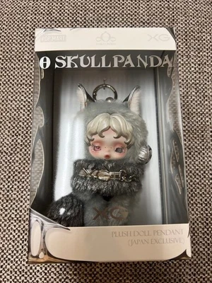 Pendentif poupée en peluche POMART SKULLPANDA XG pop-up exclusif au Japon neu... - Photo 1/4