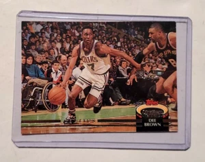 1992-93 Topps Stadium Club Dee Brown NBA trading Card (#168) - Picture 1 of 2