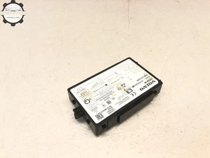 2019-2025 VOLVO S60 WIRELESS CHARGING CONTROL MODULE UNIT OEM - Picture 1 of 6
